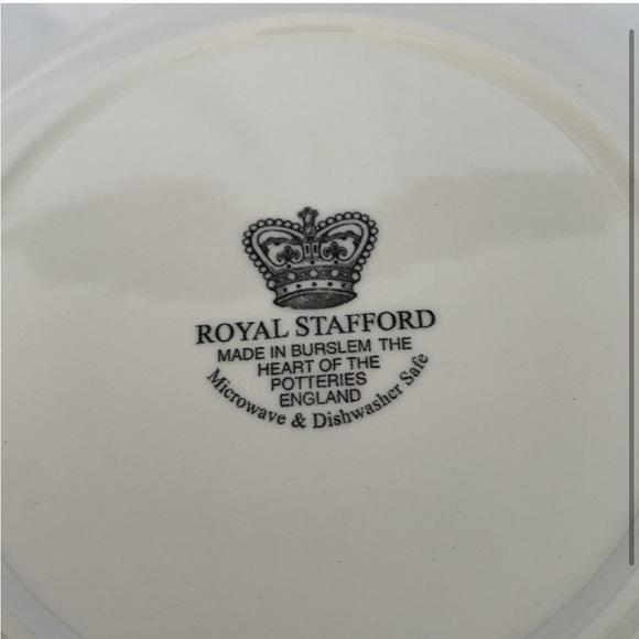 2 Royal Stafford bowls - Picture 2 of 3